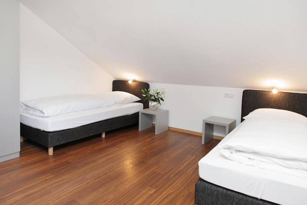 Pension Arkade Hotel Некарзулм Стая снимка
